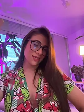 Snapshot of MariaIsabella8 chatting on May 2026 10:49:02 PM MariaIsabella8 online show from May 2026 10:49:02 PM