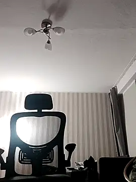 Snapshot of seniorVargas chatting on November 2025 12:01:02 AM seniorVargas online show from November 2025 12:01:02 AM