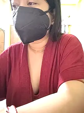 Snapshot of Royalgirl667 chatting on December 2024 01:29:01 AM Royalgirl667 online show from December 2024 01:29:01 AM