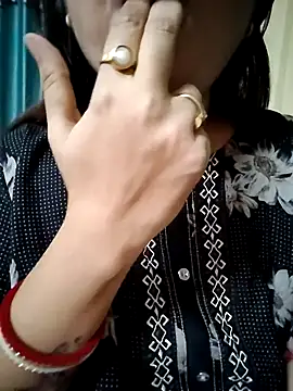 Snapshot of Royalgirl667 chatting on December 2024 05:22:02 PM Royalgirl667 online show from December 2024 05:22:02 PM