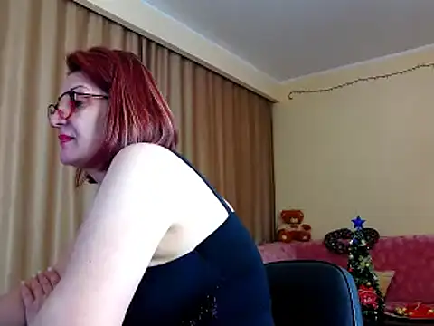 EdithCharm online show from December 2024 06:14:01 PM