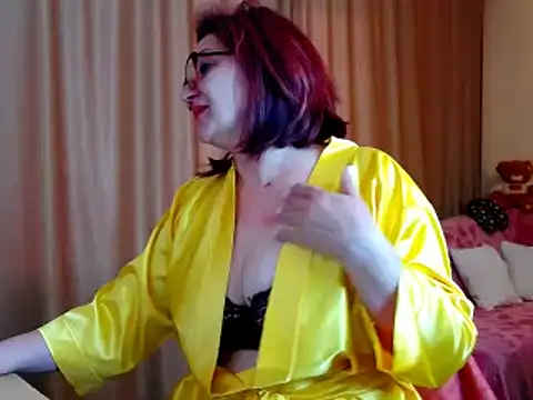 EdithCharm online show from March 2025 03:45:02 PM