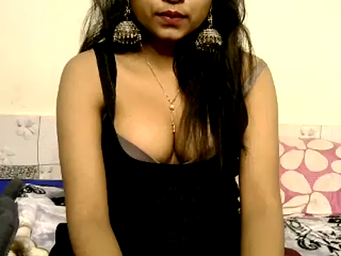 Sanjana Gupta online show from February 2025 12:48:01 PM
