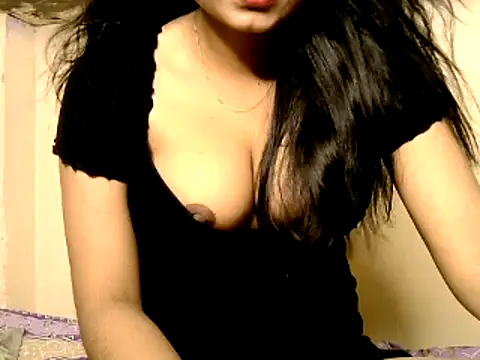 Snapshot of Sanjana_Gupta chatting on May 2026 07:49:01 AM Sanjana Gupta online show from May 2026 07:49:01 AM