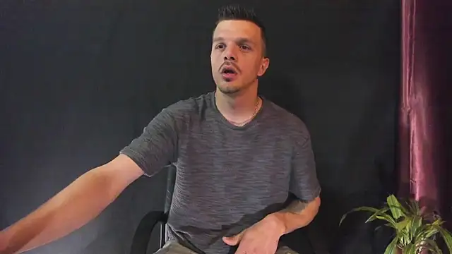 DonyBrown online show from April 2026 03:47:01 AM