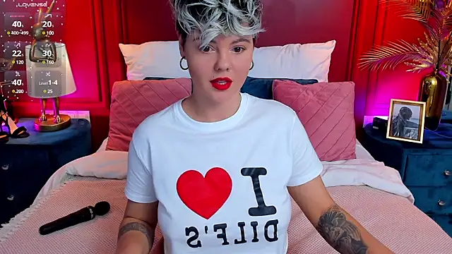 Snapshot of Lady_AliBi chatting on February 2025 01:27:01 PM Lady AliBi online show from February 2025 01:27:01 PM