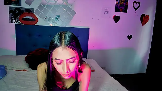 Amberx Sweet online show from September 2025 09:05:02 PM