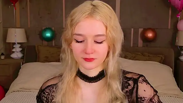 Snapshot of NaomiLoys chatting on February 2025 08:26:01 PM NaomiLoys online show from February 2025 08:26:01 PM