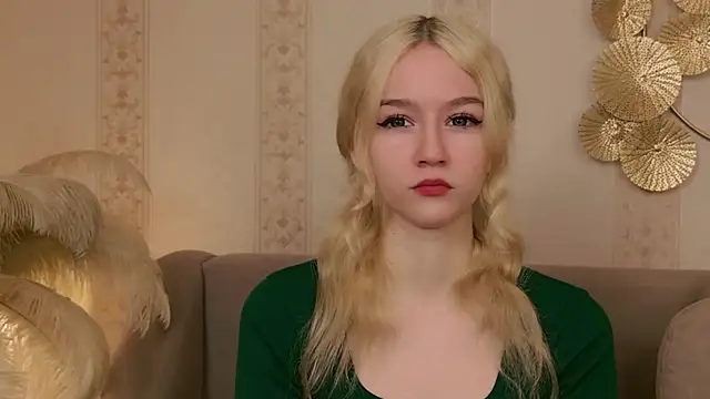 Snapshot of NaomiLoys chatting on November 2025 11:21:01 AM NaomiLoys online show from November 2025 11:21:01 AM