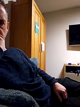 Hectorthyssen1 online show from March 2025 09:59:01 PM