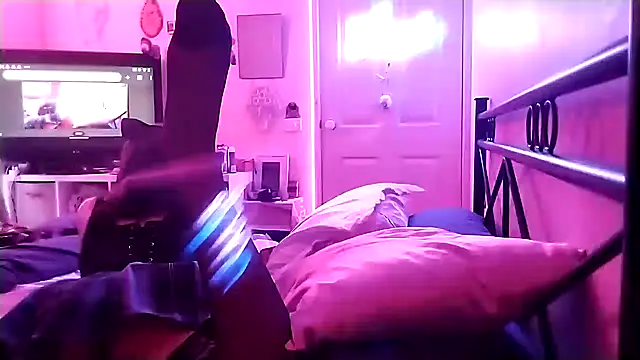 ingrid1982 online show from February 2025 05:56:02 PM