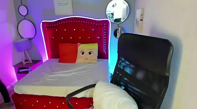 Namiko Park online show from January 2025 05:21:01 PM