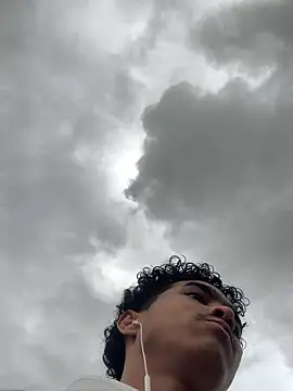 Ryan-hot online show from April 2026 04:33:02 PM