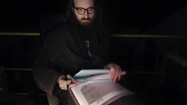 Snapshot of contemptumundi888 chatting on March 2025 07:50:02 PM contemptumundi888 online show from March 2025 07:50:02 PM