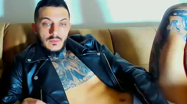 MentoXXL online show from January 2025 04:59:01 PM