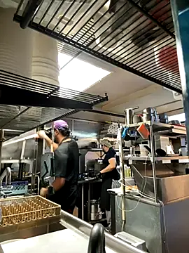 Snapshot of TacosSenpai chatting on September 2025 04:01:01 PM TacosSenpai online show from September 2025 04:01:01 PM