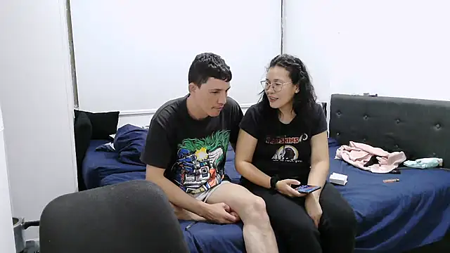 luxandracon23 online show from September 2025 06:17:01 AM