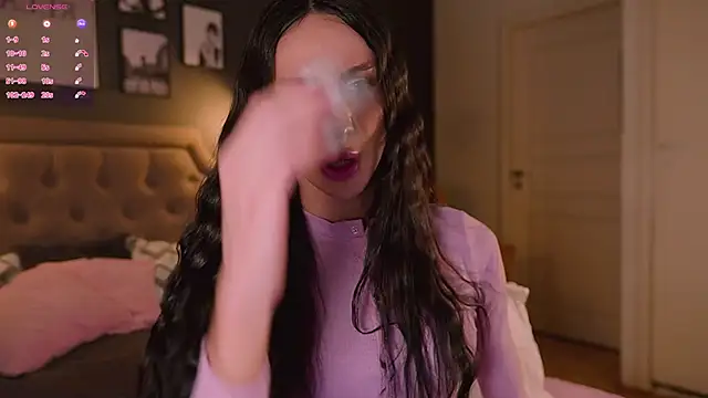 Kim Oberlin  online show from March 2025 11:21:02 AM