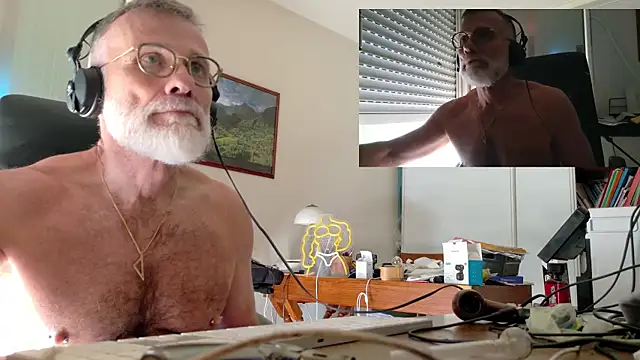 MusclesCigarsFFPig online show from May 2026 06:53:02 AM