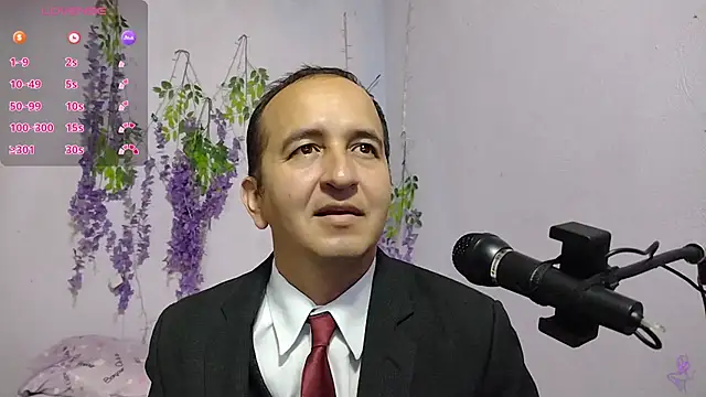 yazforeSolo online show from September 2025 03:17:02 PM