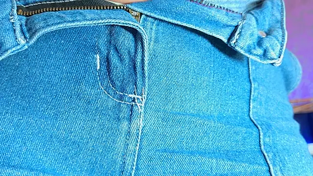 Sofia martiin online show from October 2025 03:14:01 AM