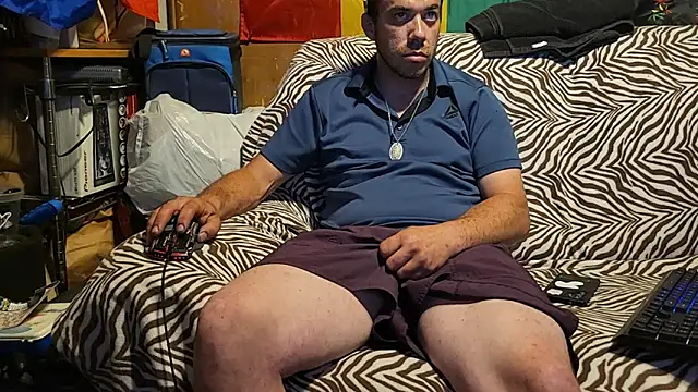 Snapshot of ScubaStevex chatting on June 2026 07:07:03 AM ScubaStevex online show from June 2026 07:07:03 AM