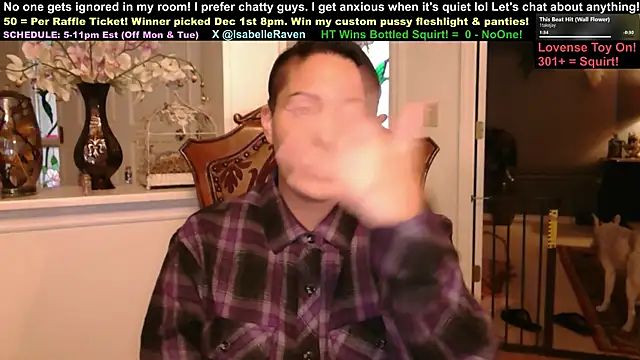 Snapshot of IsabelleRaven chatting on October 2025 10:11:01 PM IsabelleRaven online show from October 2025 10:11:01 PM