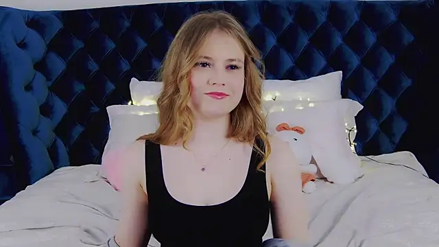 Snapshot of SelinSwarovski chatting on March 2025 11:48:01 PM SelinSwarovski online show from March 2025 11:48:01 PM