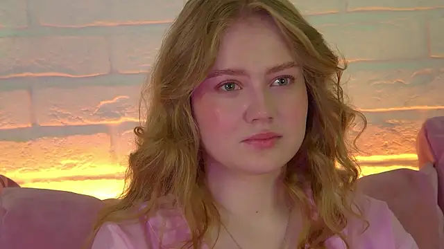 Snapshot of SelinSwarovski chatting on November 2025 06:09:02 PM SelinSwarovski online show from November 2025 06:09:02 PM