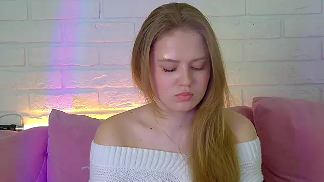 Snapshot of SelinSwarovski chatting on February 2026 02:53:01 AM SelinSwarovski online show from February 2026 02:53:01 AM