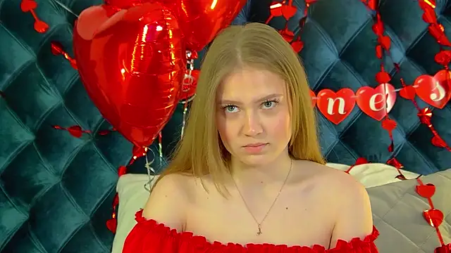 Snapshot of SelinSwarovski chatting on February 2026 04:26:01 PM SelinSwarovski online show from February 2026 04:26:01 PM