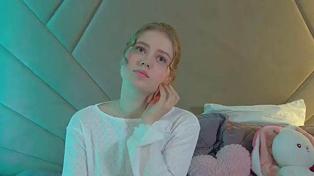 Snapshot of SelinSwarovski chatting on March 2026 04:24:02 PM SelinSwarovski online show from March 2026 04:24:02 PM