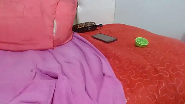 AuntyBigMadam87 online show from March 2026 06:19:02 PM