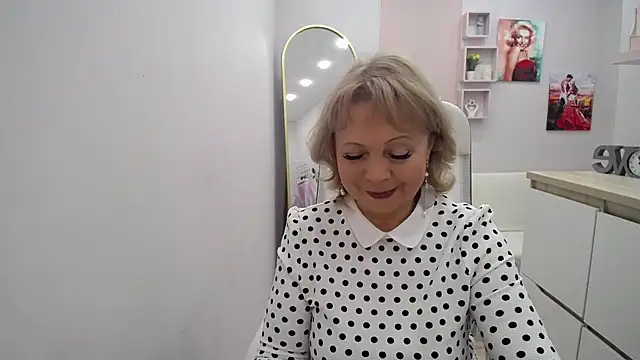 Milla Cutie18 online show from February 2026 05:14:01 AM