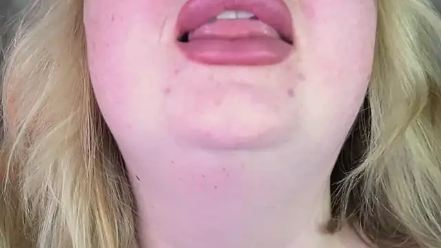 ZaraReignn online show from April 2026 08:15:02 PM