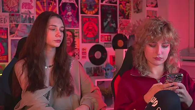 LuxRayi online show from January 2025 03:08:01 PM