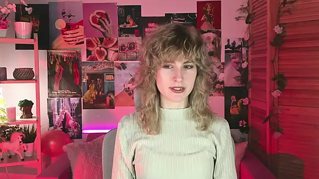 LuxRayi online show from January 2025 03:07:01 PM