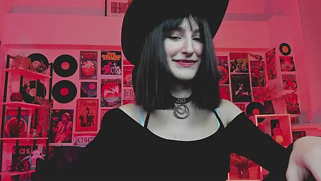 LuxRayi online show from March 2025 09:05:02 PM