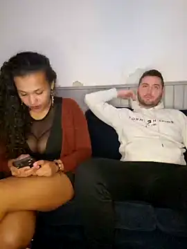 Snapshot of MK_34C chatting on March 2025 04:28:02 PM MK 34C online show from March 2025 04:28:02 PM