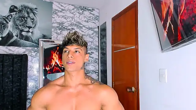 Owen Muzcle online show from February 2025 04:37:02 AM