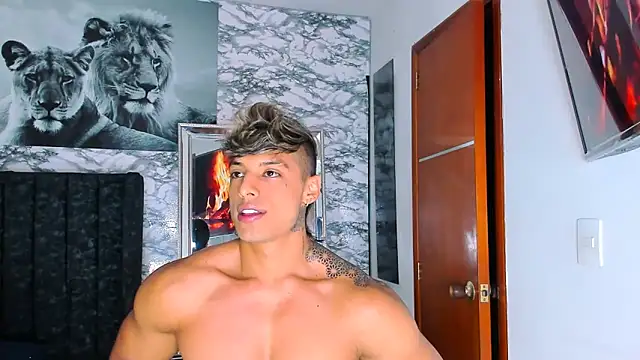 Owen Muzcle online show from February 2025 10:20:01 PM