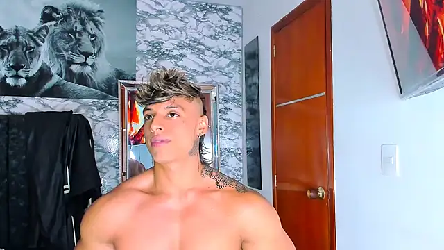 Owen Muzcle online show from February 2025 04:32:02 AM