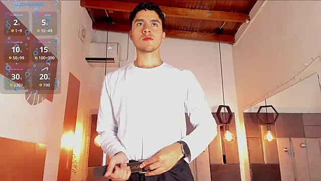 LiamNovak online show from December 2025 11:50:02 AM