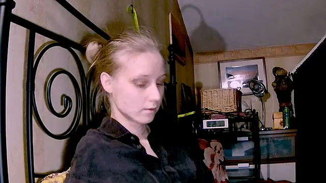 KatiKate online show from January 2025 03:49:01 PM