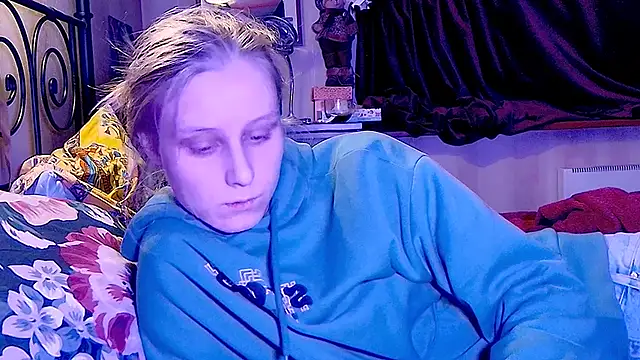 KatiKate online show from January 2025 05:58:02 PM