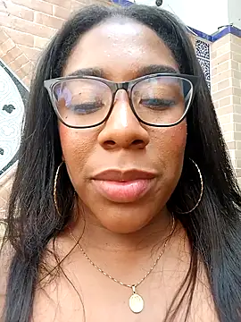 KloheCurvy online show from January 2025 06:24:02 PM