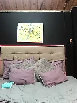Snapshot of ShyVibes_ chatting on February 2025 12:43:02 AM ShyVibes  online show from February 2025 12:43:02 AM