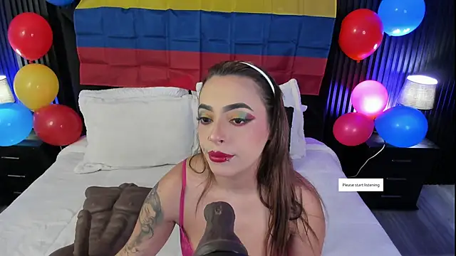 Snapshot of MiiaaMoonroee chatting on July 2026 07:09:01 PM MiiaaMoonroee online show from July 2026 07:09:01 PM
