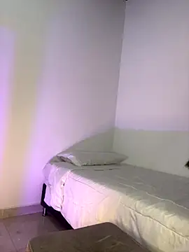 Blancanievess online show from October 2025 02:33:01 AM