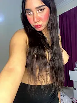 Snapshot of Meryem_Queen chatting on March 2025 11:54:01 PM Meryem Queen online show from March 2025 11:54:01 PM